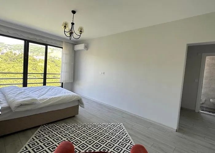 Greenplain Smurf * Trebizonda